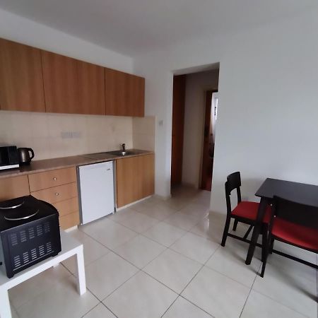 Polycarpou 48 Apartman Paphos Kültér fotó