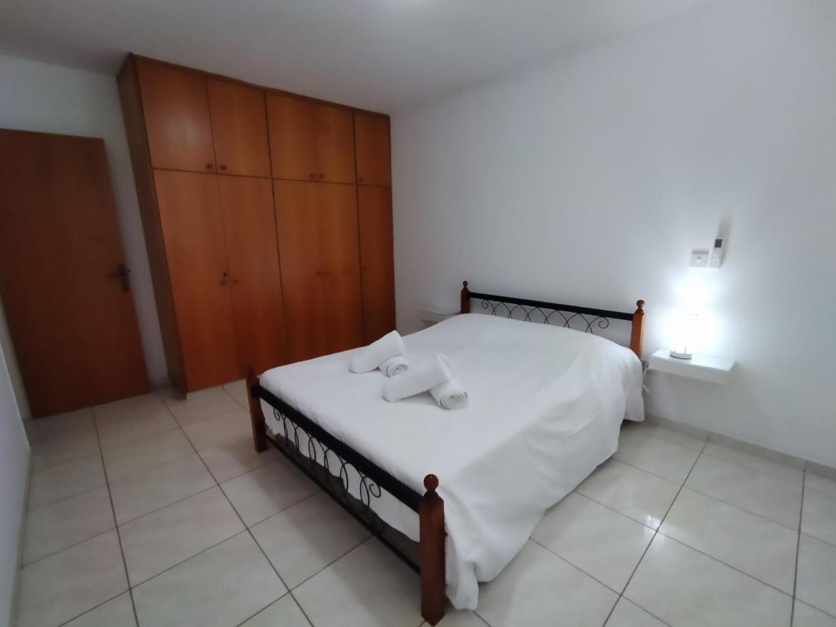 Polycarpou 48 Apartman Paphos Kültér fotó