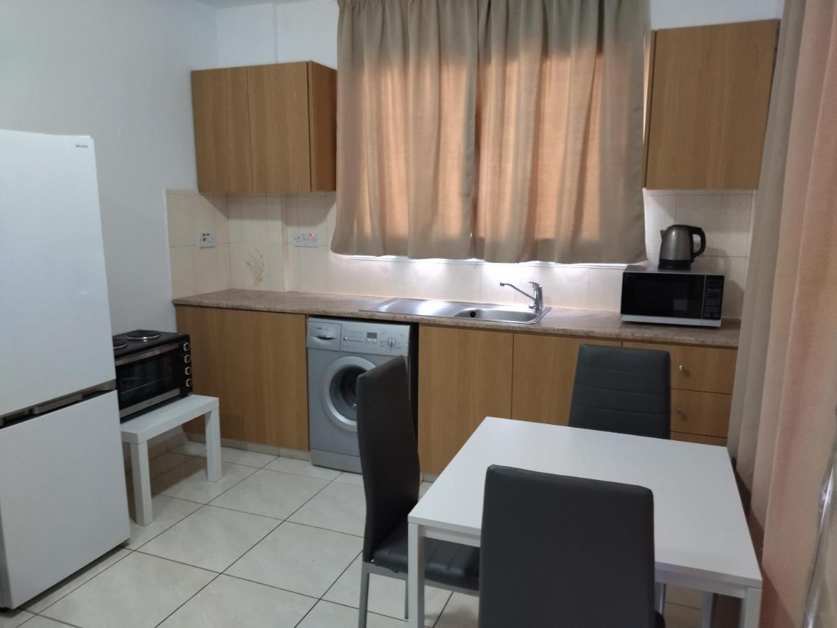 Polycarpou 48 Apartman Paphos Kültér fotó