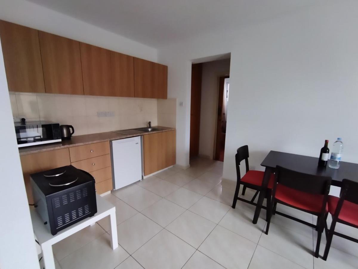 Polycarpou 48 Apartman Paphos Kültér fotó